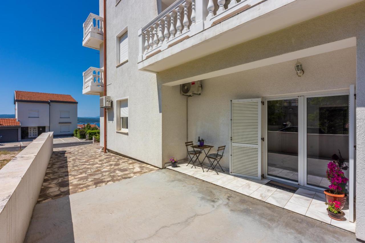 Apartments Antonija Crikvenica Bagian luar foto